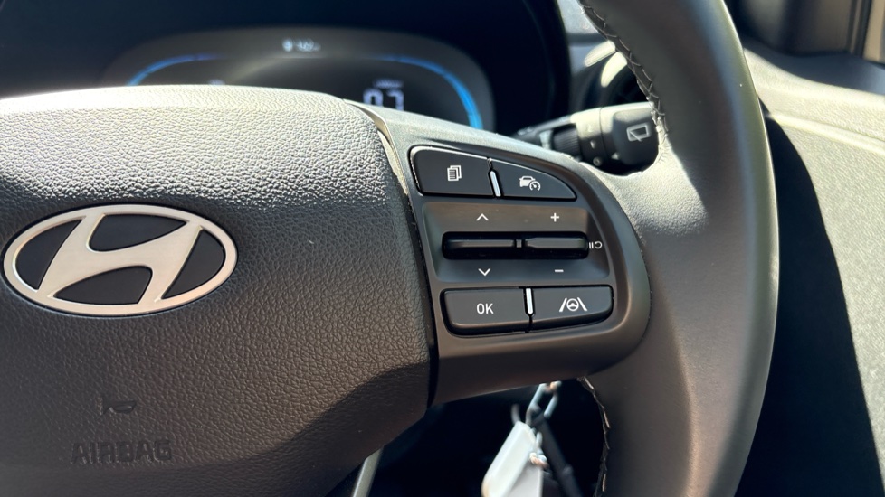 Hyundai i10 1.0 [63] Advance 5dr [Nav] Petrol Hatchback - Image 39