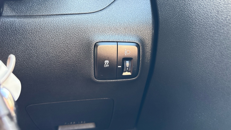 Hyundai i10 1.0 [63] Advance 5dr [Nav] Petrol Hatchback - Image 43