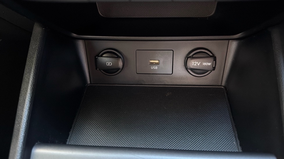 Hyundai KONA 1.0 TGDi 48V MHEV SE Connect 5dr Petrol Hatchback - Image 26