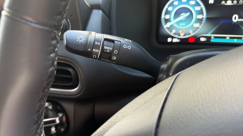 Hyundai KONA 1.0 TGDi 48V MHEV SE Connect 5dr Petrol Hatchback - Image 31