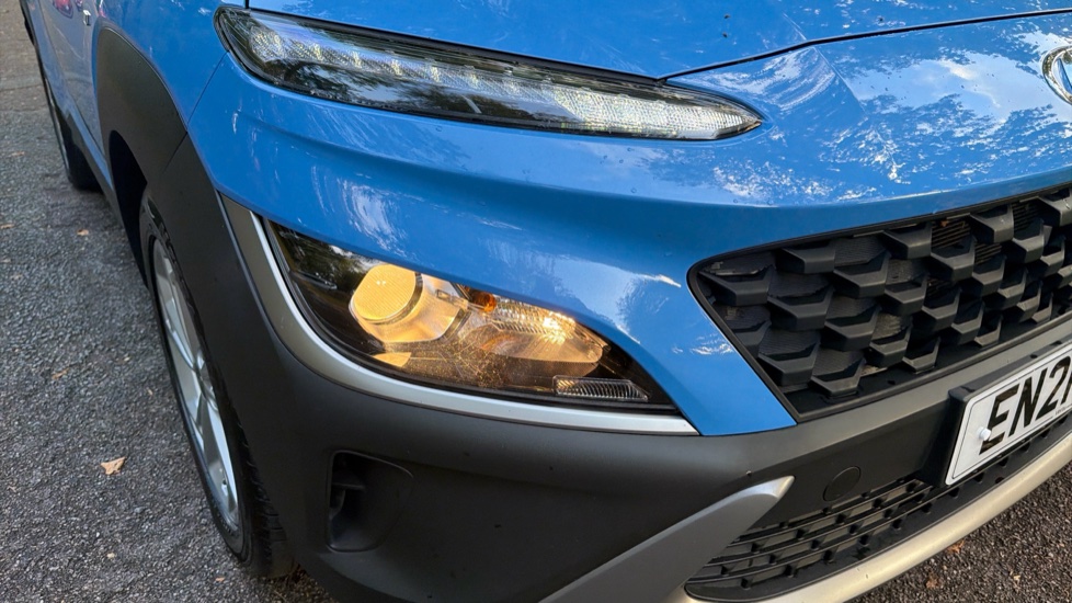 Hyundai KONA 1.0 TGDi 48V MHEV SE Connect 5dr Petrol Hatchback - Image 41