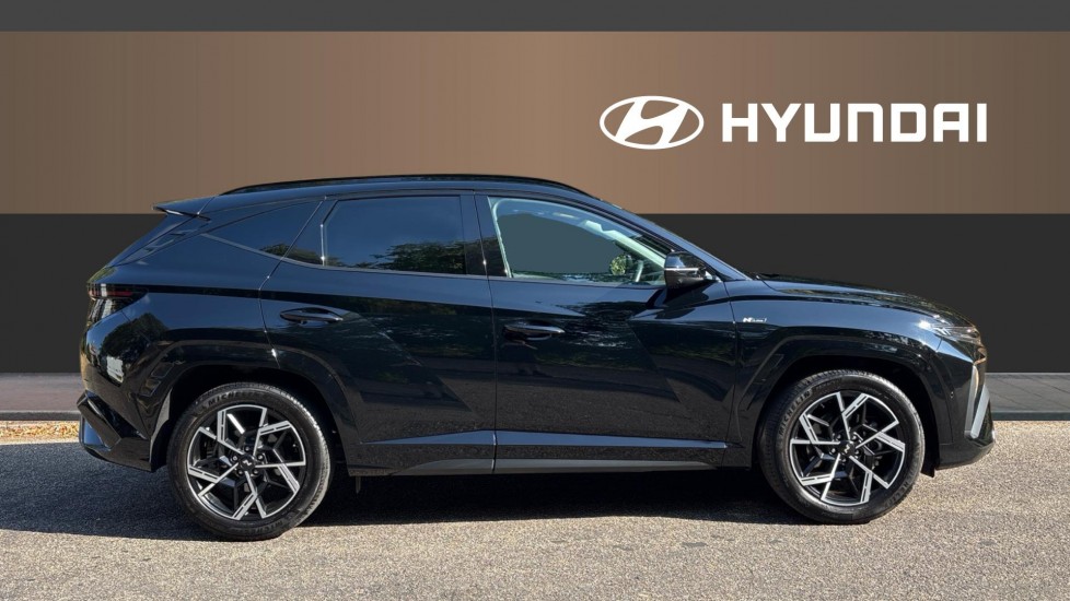 Hyundai TUCSON 1.6T N Line S 5dr Petrol Estate - Image 5