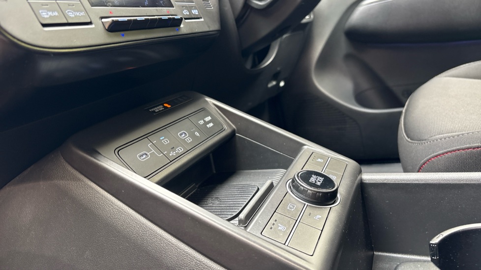 Hyundai KONA 160kW N Line 65kWh 5dr Auto Electric Hatchback - Image 13
