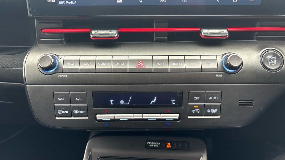 Hyundai KONA 1.6 Hybrid 138 N Line 5dr DCT Hybrid Hatchback - Image 34
