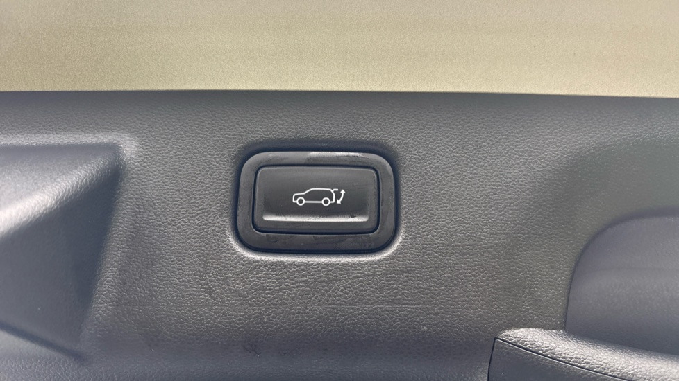 Hyundai KONA 1.6 Hybrid 138 N Line 5dr DCT Hybrid Hatchback - Image 45