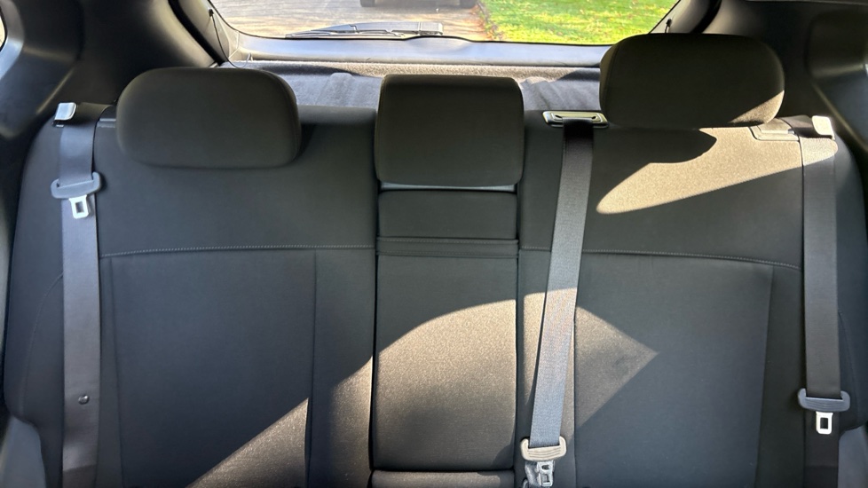 Hyundai KONA 1.6 Hybrid 138 N Line 5dr DCT Hybrid Hatchback - Image 15