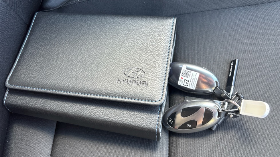 Hyundai KONA 1.6 Hybrid 138 N Line 5dr DCT Hybrid Hatchback - Image 19