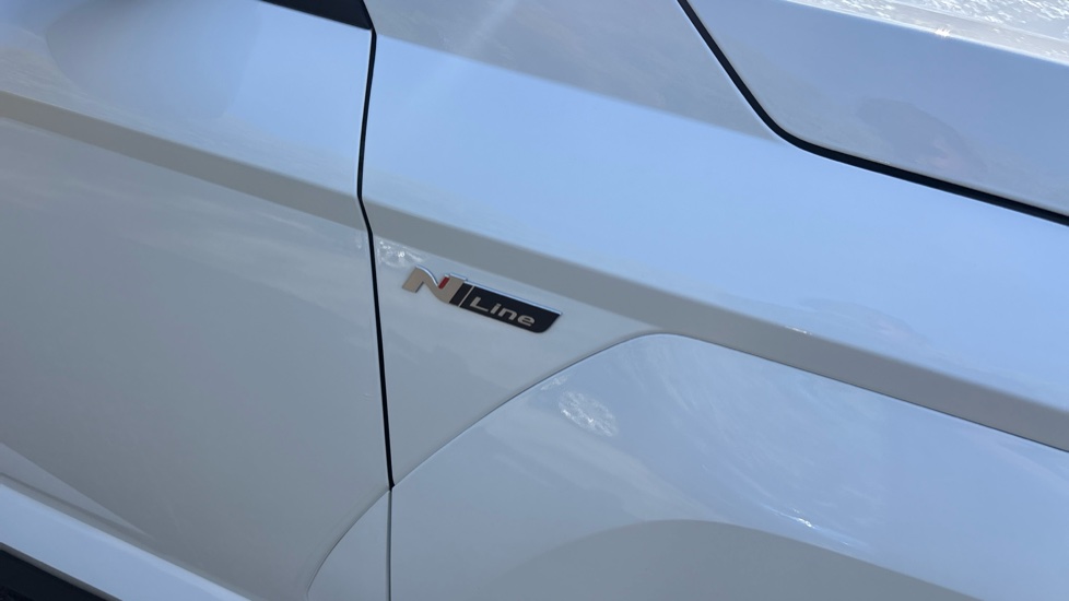 Hyundai KONA 1.6 Hybrid 138 N Line 5dr DCT Hybrid Hatchback - Image 24