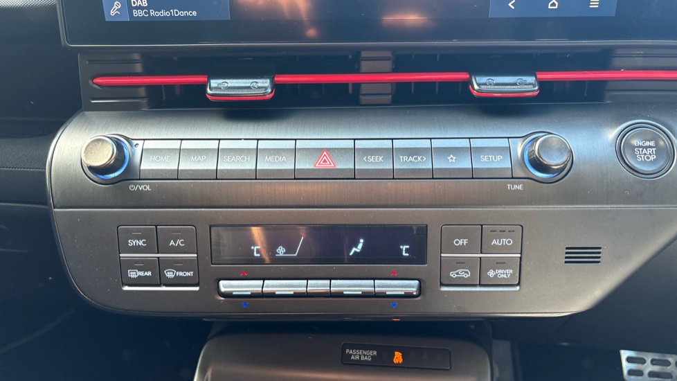 Hyundai KONA 1.6 Hybrid 138 N Line 5dr DCT Hybrid Hatchback - Image 35