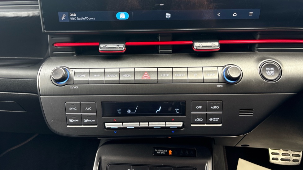 Hyundai KONA 1.6 Hybrid 138 N Line 5dr DCT Hybrid Hatchback - Image 35