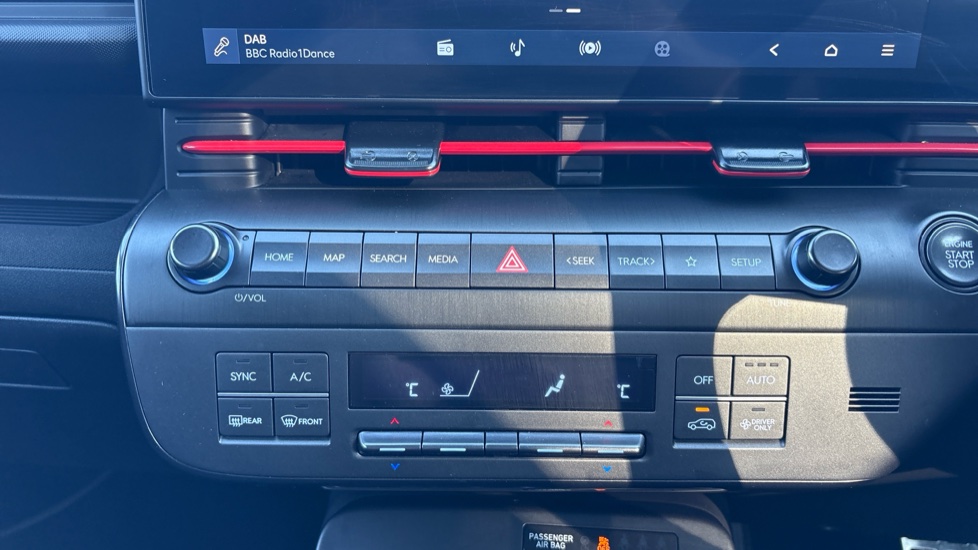 Hyundai KONA 1.6 Hybrid 138 N Line 5dr DCT Hybrid Hatchback - Image 31