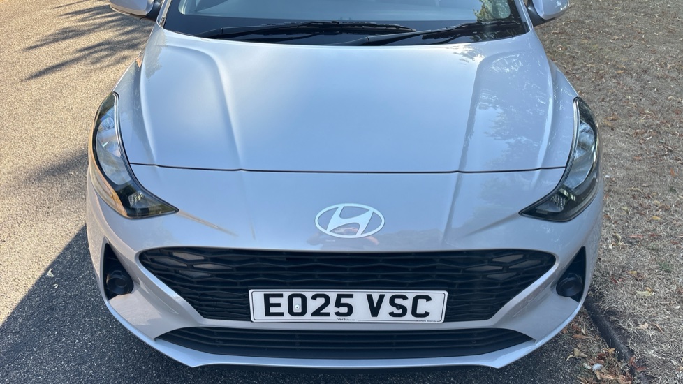 Hyundai i10 1.0 [63] Advance 5dr [Nav] Petrol Hatchback - Image 8