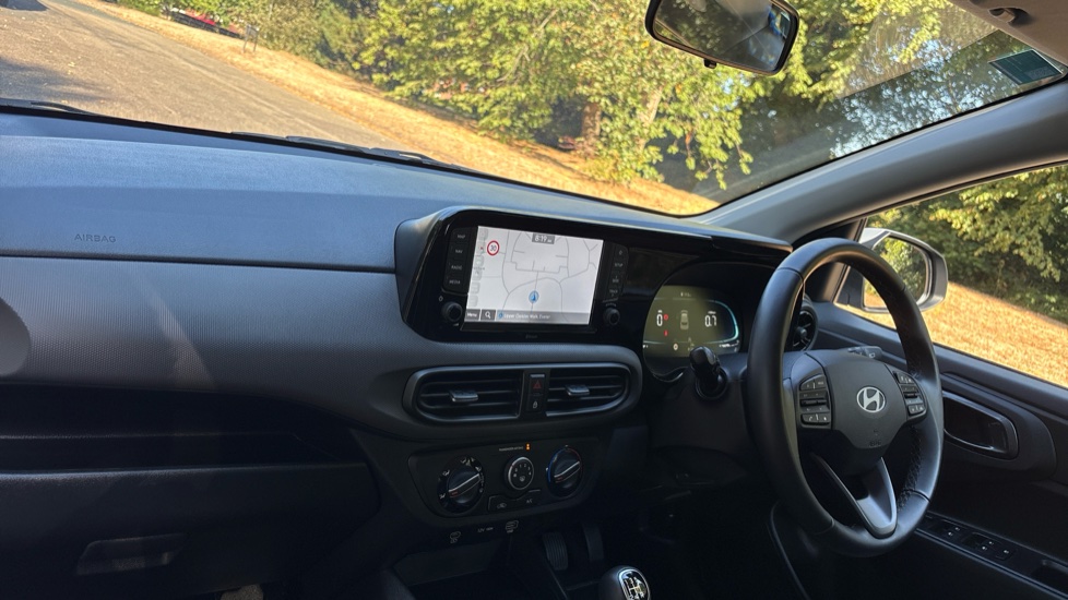 Hyundai i10 1.0 [63] Advance 5dr [Nav] Petrol Hatchback - Image 9