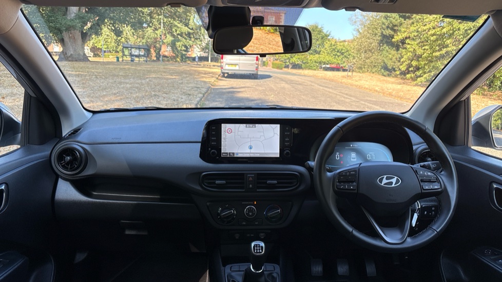 Hyundai i10 1.0 [63] Advance 5dr [Nav] Petrol Hatchback - Image 10