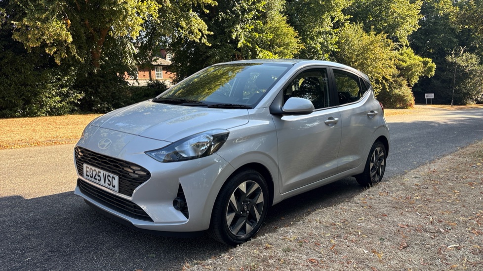 Hyundai i10 1.0 [63] Advance 5dr [Nav] Petrol Hatchback - Image 22