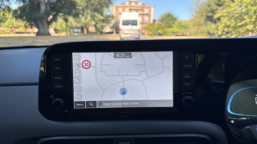 Hyundai i10 1.0 [63] Advance 5dr [Nav] Petrol Hatchback - Image 31
