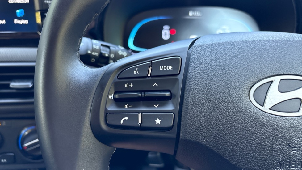 Hyundai i10 1.0 [63] Advance 5dr [Nav] Petrol Hatchback - Image 38