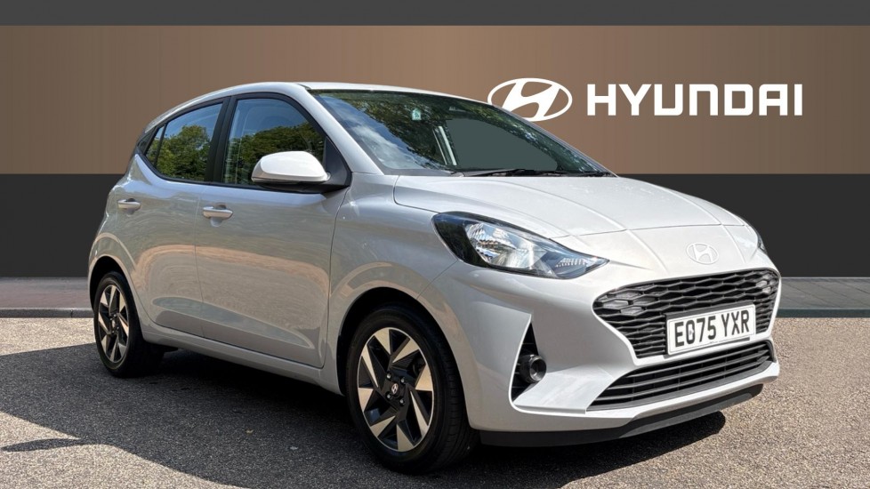 Hyundai i10 1.0 [63] Advance 5dr [Nav] Petrol Hatchback - Image 1