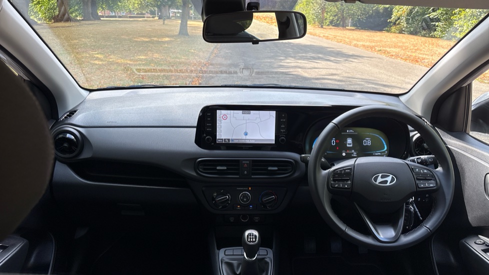 Hyundai i10 1.0 [63] Advance 5dr [Nav] Petrol Hatchback - Image 10
