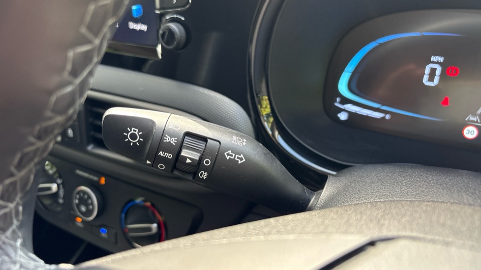 Hyundai i10 1.0 [63] Advance 5dr [Nav] Petrol Hatchback - Image 40