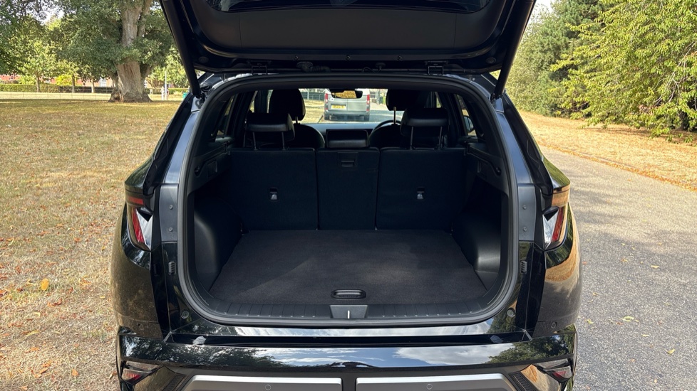 Hyundai TUCSON 1.6T Hybrid N Line 5dr Auto Hybrid Estate - Image 4