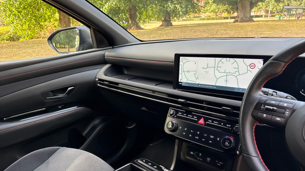 Hyundai TUCSON 1.6T Hybrid N Line 5dr Auto Hybrid Estate - Image 14