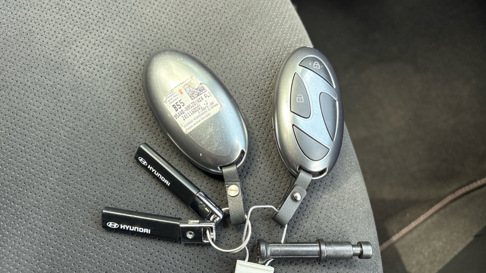 Hyundai TUCSON 1.6T Hybrid N Line 5dr Auto Hybrid Estate - Image 20
