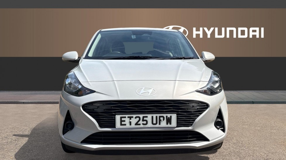 Hyundai i10 1.0 [63] Advance 5dr [Nav] Petrol Hatchback - Image 3