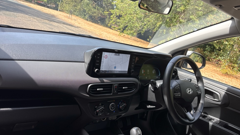 Hyundai i10 1.0 [63] Advance 5dr [Nav] Petrol Hatchback - Image 9
