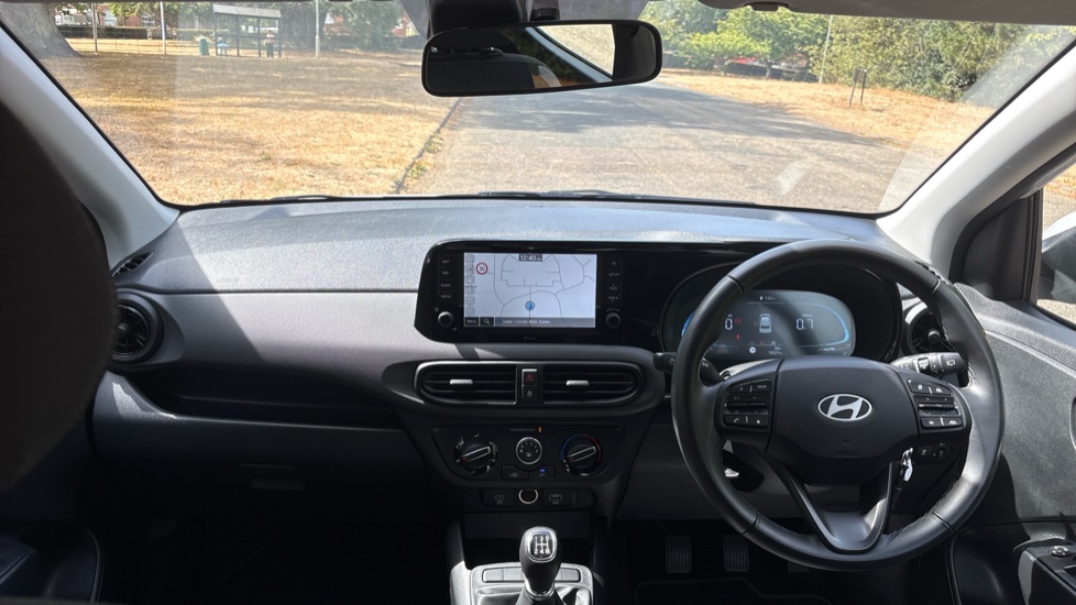 Hyundai i10 1.0 [63] Advance 5dr [Nav] Petrol Hatchback - Image 10