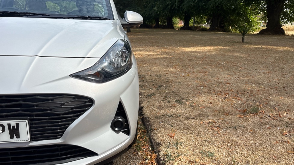 Hyundai i10 1.0 [63] Advance 5dr [Nav] Petrol Hatchback - Image 23