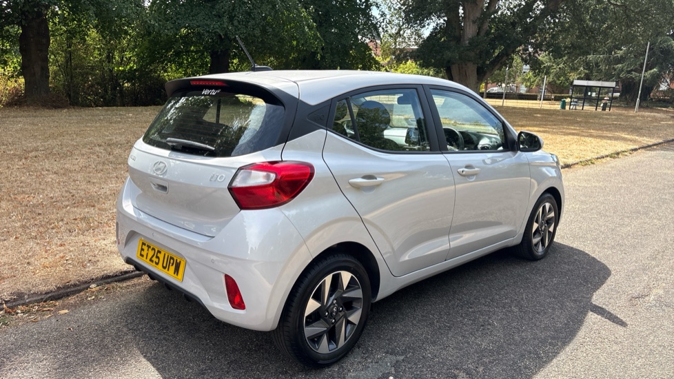 Hyundai i10 1.0 [63] Advance 5dr [Nav] Petrol Hatchback - Image 28