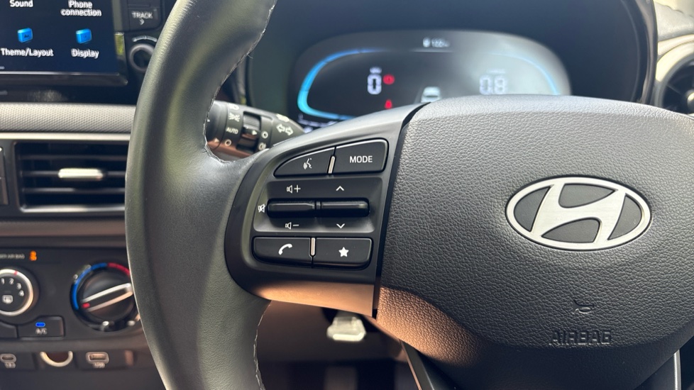 Hyundai i10 1.0 [63] Advance 5dr [Nav] Petrol Hatchback - Image 37