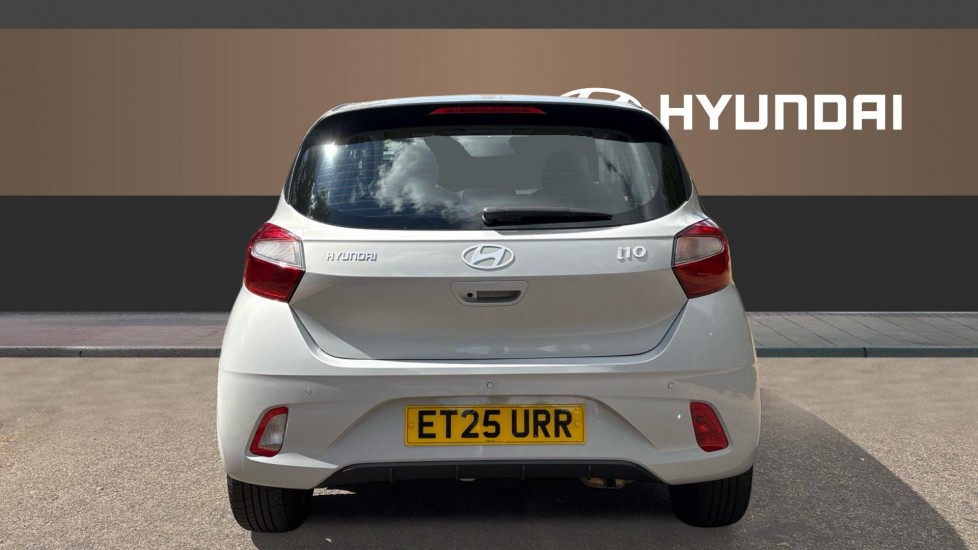 Hyundai i10 1.0 [63] Advance 5dr [Nav] Petrol Hatchback - Image 6