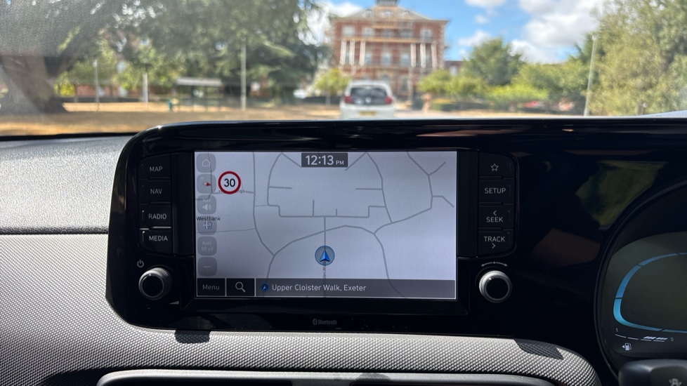 Hyundai i10 1.0 [63] Advance 5dr [Nav] Petrol Hatchback - Image 12