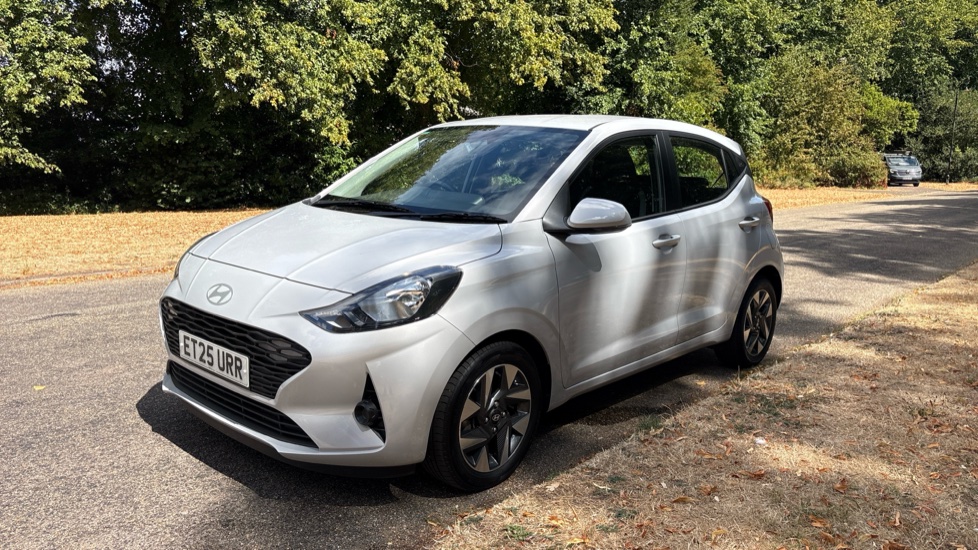 Hyundai i10 1.0 [63] Advance 5dr [Nav] Petrol Hatchback - Image 22