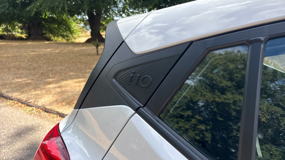 Hyundai i10 1.0 [63] Advance 5dr [Nav] Petrol Hatchback - Image 26
