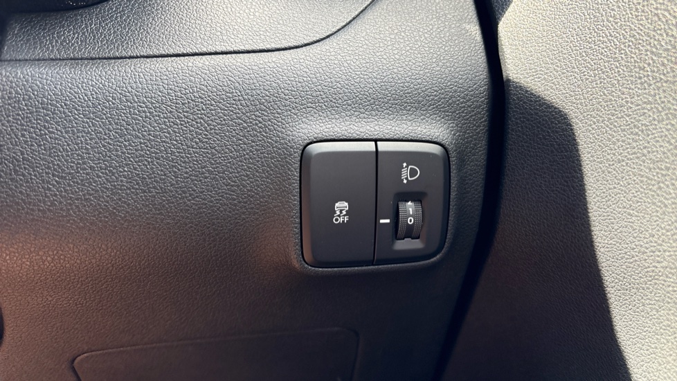 Hyundai i10 1.0 [63] Advance 5dr [Nav] Petrol Hatchback - Image 42