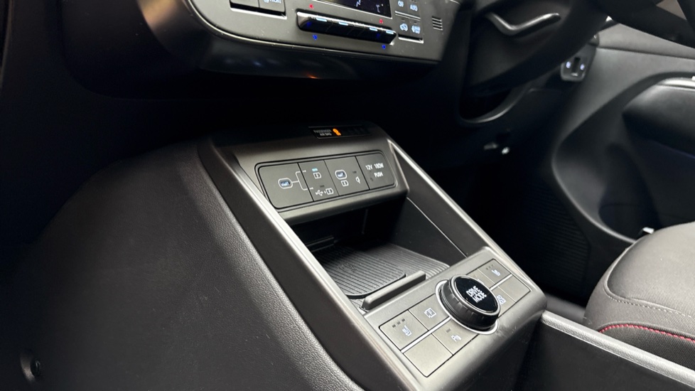 Hyundai KONA 160kW N Line 65kWh 5dr Auto Electric Hatchback - Image 13