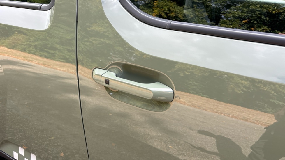 Hyundai INSTER 71kW 01 42kWh 5dr Auto Electric Hatchback - Image 25