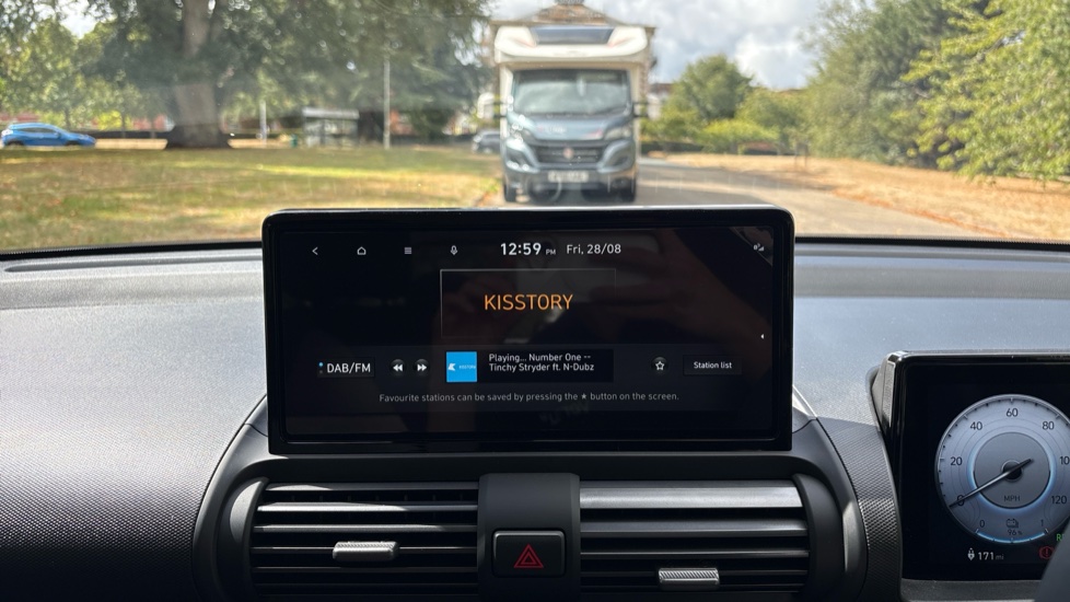 Hyundai INSTER 71kW 01 42kWh 5dr Auto Electric Hatchback - Image 31