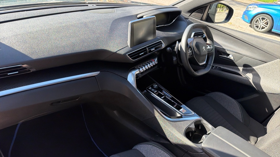 Peugeot 3008 1.2 PureTech Active 5dr EAT8 Petrol Estate - Image 9