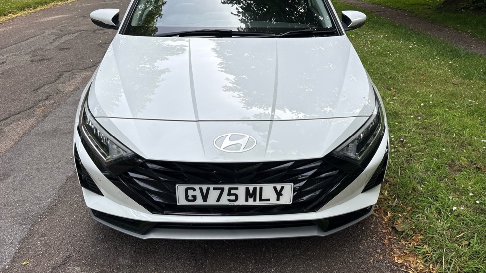 Hyundai i20 1.0T GDi Premium 5dr DCT Petrol Hatchback - Image 8