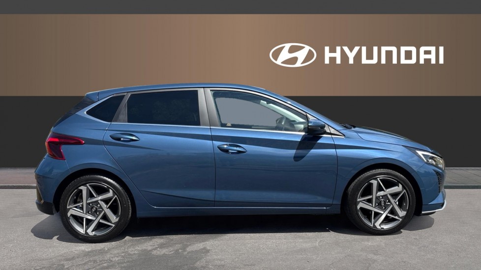 Hyundai i20 1.0T GDi Premium 5dr DCT Petrol Hatchback - Image 5