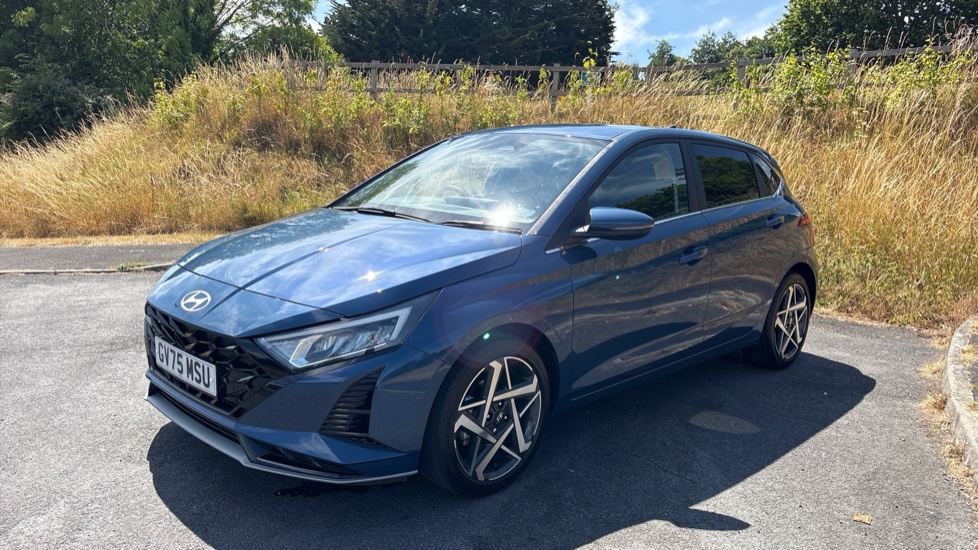 Hyundai i20 1.0T GDi Premium 5dr DCT Petrol Hatchback - Image 22