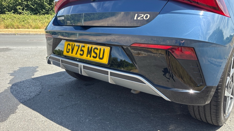 Hyundai i20 1.0T GDi Premium 5dr DCT Petrol Hatchback - Image 29