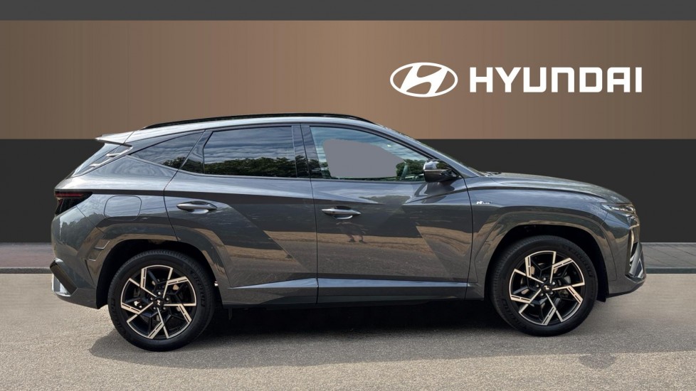 Hyundai TUCSON 1.6T Plug-in Hybrid N Line 5dr Auto Estate - Image 5