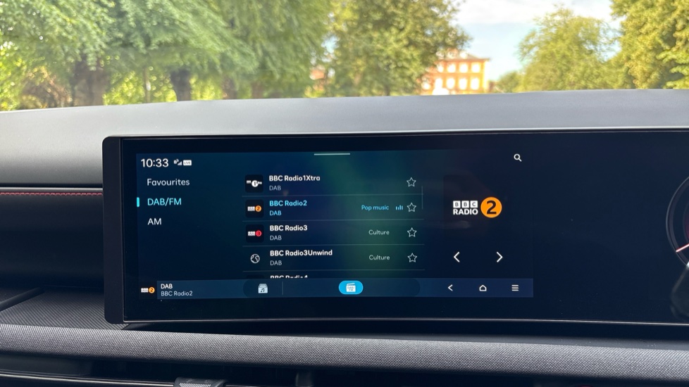 Hyundai TUCSON 1.6T Plug-in Hybrid N Line 5dr Auto Estate - Image 31