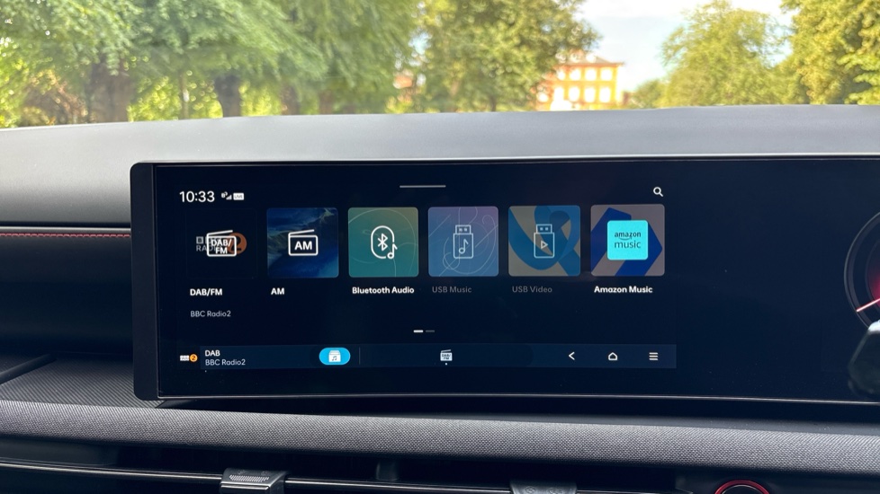 Hyundai TUCSON 1.6T Plug-in Hybrid N Line 5dr Auto Estate - Image 32