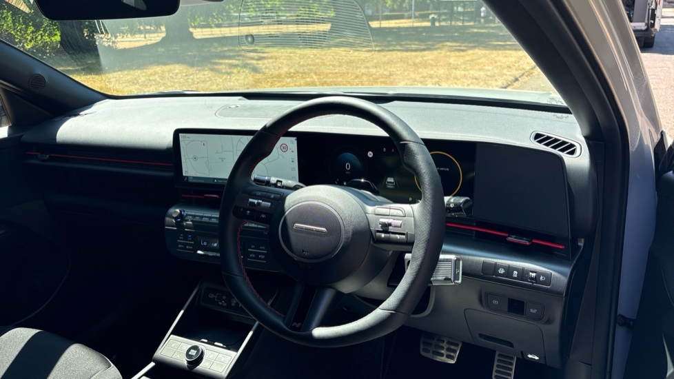 Hyundai KONA 1.6 Hybrid 138 N Line 5dr DCT Hybrid Hatchback - Image 11